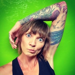 Meet your Posher, Megan